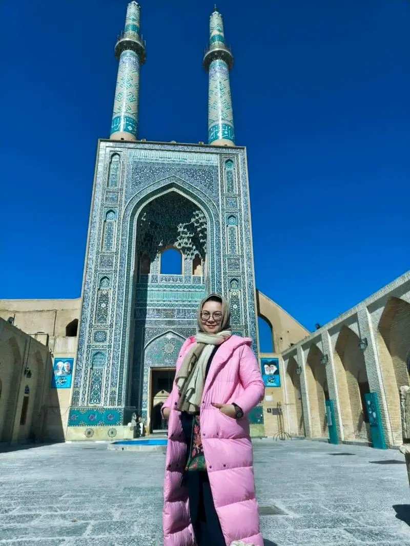 زن خیر چینی