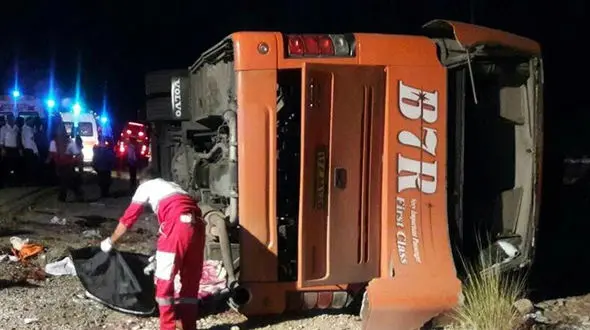 ۱۹ دانش آموز حادثه دیده هرمزگانی در خانه تحصیل می کنند / 4 مصدوم بستری در بیمارستان، امکان ادامه تحصیل ندارند 