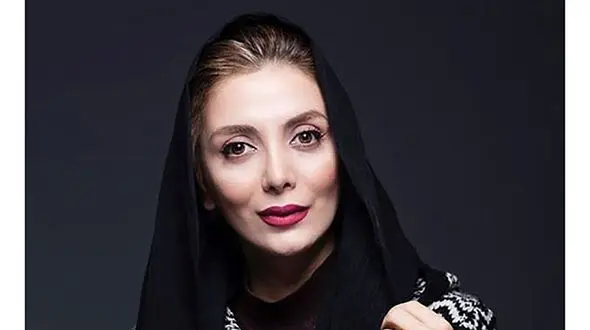 فیلم/ ابراهیم تاتلیس در جمع خانم بازیگران ایرانی / حال و هوای رویا میرعلمی و نسیم ادبی در  تاکسیم و برج گالاتا 