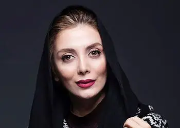 فیلم / رویا میرعلمی : خیلی سختی و گریه داشتم ... مادرم ماه های آخر  روی تخت افتاده بود ... از زایمان دردناک 4 فرزندش ...غصه اونروزها رو الان بازی ...