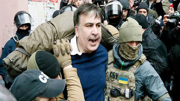 6 سال زندان برای رئیس‌جمهور سابق +عکس