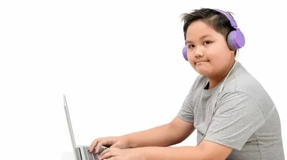 افزایش وزن دانش آموزان در دوره آموزش مجازی/  جای خالی مشاور تغذیه در شبکه شاد