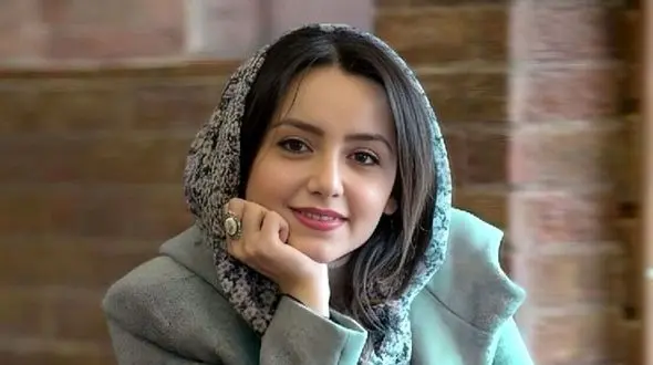 فیلم / نازنین بیاتی: دوست ندارم مردم از زندگی خصوصیم بدانند ! / هر چیزی جای خودش را دارد !