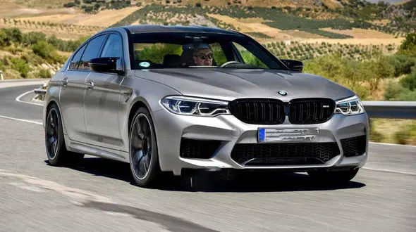 کاهش 40 درصدی قیمت خودروها با آزادسازی واردات خودرو