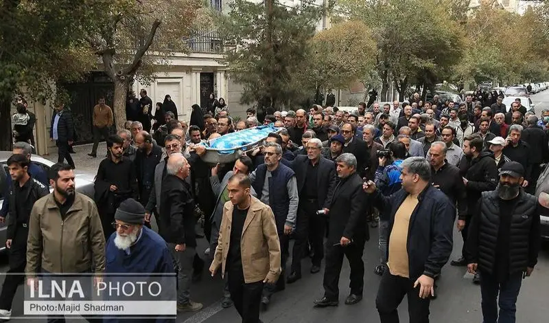 تشیع جنازه خواهر احمدی نژاد 