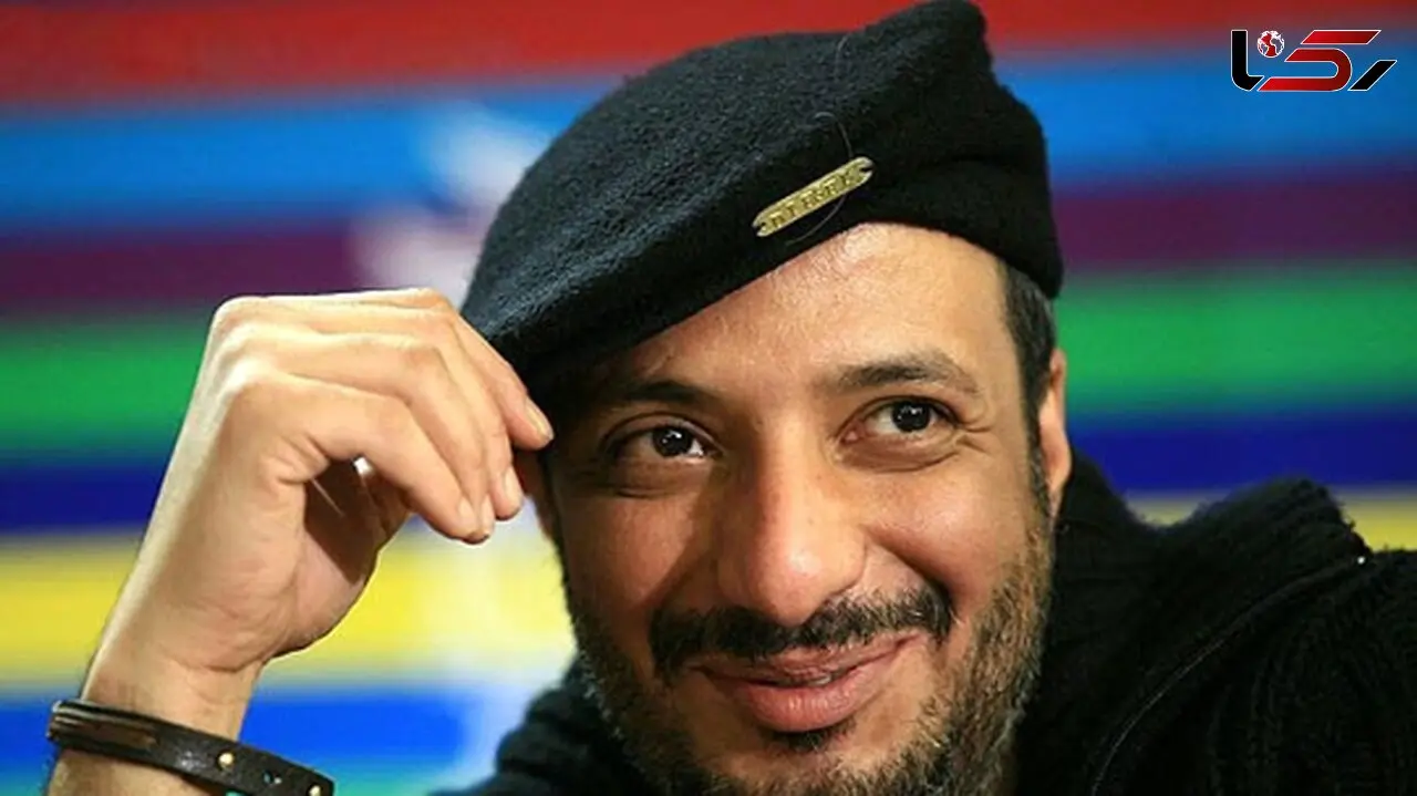خوانندگی امیر جعفری در تلوزیون نوروز 1373 با پشت مو و کت شلوار دهه 60/چه تیپ و استایلی داشته +فیلم