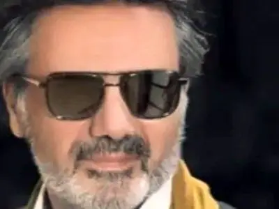 دانلود آهنگ  معین / آواز عاشقانه ای بی خبر از حال بیمارم