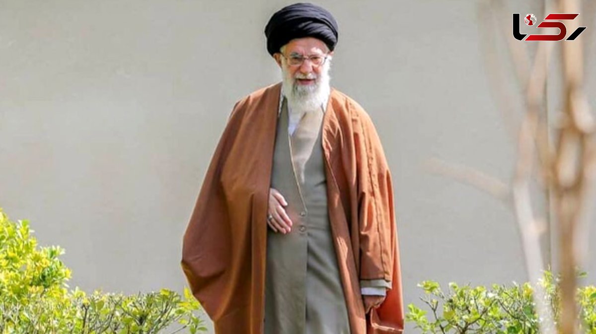 رهبری انقلاب: وقتی پدرم فوت کرد، همه‌ دارایی ایشان حدود 45 هزار تومان شــد  /  با آن حتی نمی‌شد یک یخچال و یک گاز خرید!