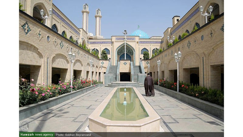 حوزه علمیه امام خمینی (ره) در ازگل تهران با تولیت کاظم صدیقی
