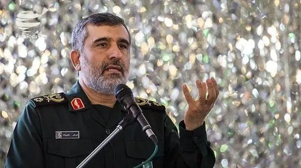 کسی که با چلوکباب رای می آورد به کمترین قیمت ملت و کشور را خواهد فروخت