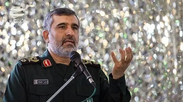 کسی که با چلوکباب رای می آورد به کمترین قیمت ملت و کشور را خواهد فروخت