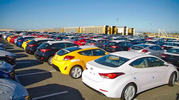 قیمت جدید انواع خودروهای داخلی و وارداتی در بازار + جدول