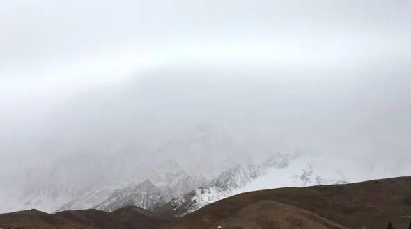 گرفتار شدن 3 امدارسان محلی در ارتفاعات دنا / راه های ارتباطی قطع شد