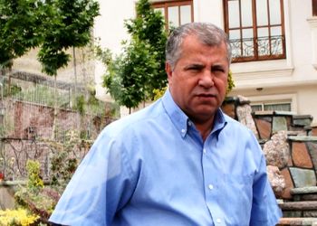 علی پروین: خدا را شکر هرگز غصه بی پولی نخوردم، زمان ما باید خیلی سختی می کشیدی تا دوزار پول به دست بیاوری اما الان فورا می توانی میلیاردر شوی و...