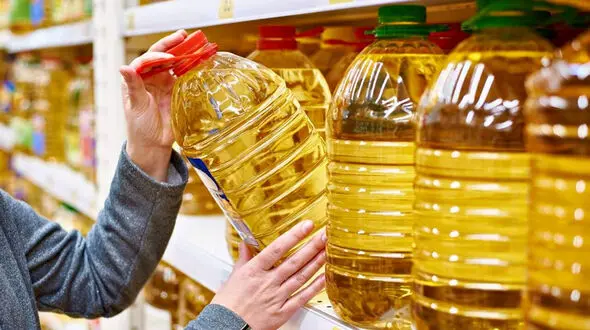 عرضه مستقیم میوه شب عید توسط باغداران / مشکل کمبود روغن حل می شود