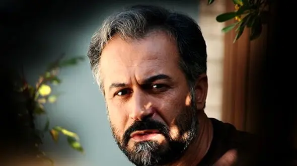 عکس عاشقانه های فوق العاده دانیال حکیمی با زن فوق زیبا و جوان با چشم رنگی‌اش  .../ چه ترکیب زناشویی جذابی ...