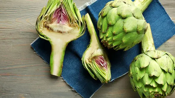 کبد چرب را با کنگر فرنگی درمان کنید 