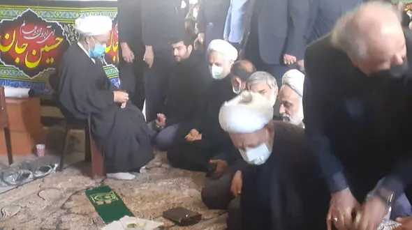 گفتگوی چهره به چهره رئیس قوه‌قضاییه با عزاداران حسینی در روز عاشورا
