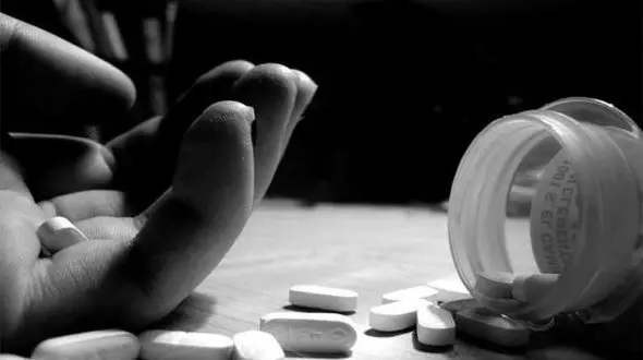 جزییات جدید از خودکشی همزمان 3 برادر در تهران ! / دور هم نشستند و تصمیم هولناکی گرفتند !