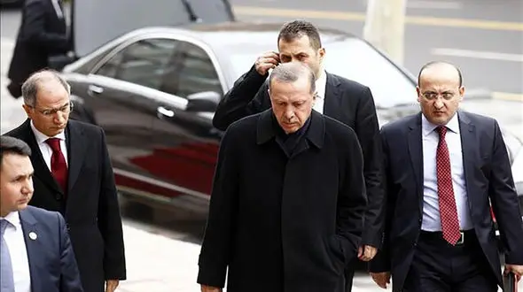 یکی از محافظان اردوغان کشته شد/ 3 نفر دیگر زخمی شدند + جزییات