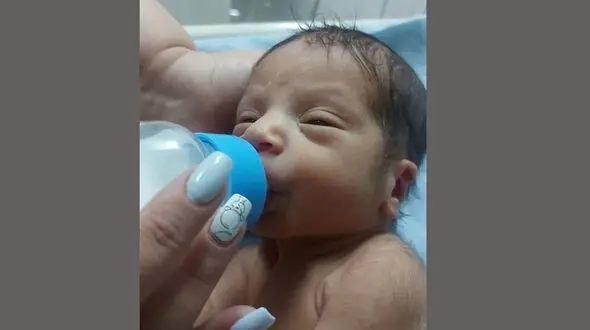 آخرین خبر از نوزاد رهاشده در سطل آشغال محله نازی آباد + عکس
