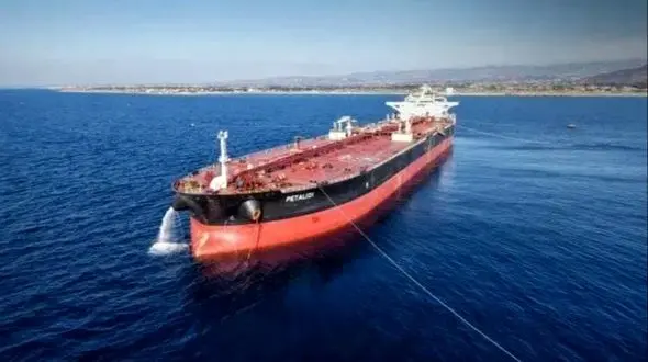 650 هزار بشکه نفت؛ هدیه عربستان به سوریه