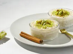 طرز تهیه شیربرنج فرانسوی؛ دسری لطیف، کرمی و خوش‌ عطر برای پذیرایی