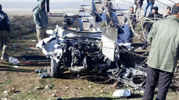 تصادف مرگبار  پژو پارس با درخت /  جوان نهاوندی کشته شد