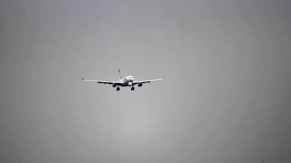 وحشت در آسمان مهرآباد / مسافران از فوکر به ایرباس انتقال یافتند