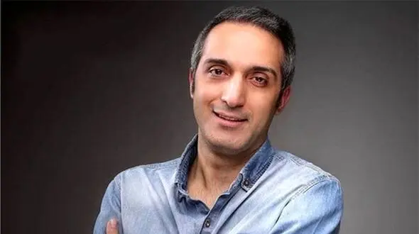 جگرسوز / امیر مهدی ژوله : وقتی مامان نیره  جوانمرگ شد تو بغل بابام ... دیدم با کله  شیشه آمبولانس رو  شکست تا به نعش مامانم برسه ..دیدم وسط حیاط شیون میکرد ...بابا سعید همون موقع دق ...
