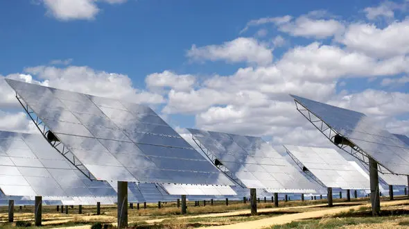 رقابت کشورها برای ساخت نیروگاه های خورشیدی