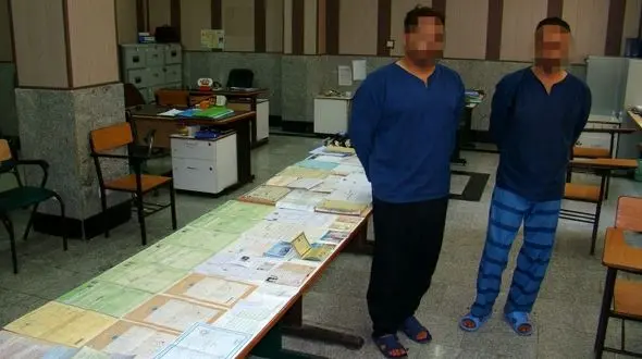 دزد شیشه شکن خودرو های تهران تک رو بود /این دزد انباری از لوازم قیمتی داشت+ عکس