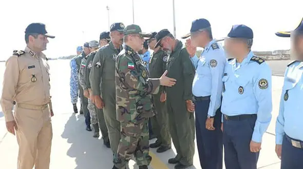 بازدید فرماندهان ارشد ارتش از یک پایگاه شکاری نیروی هوایی در چابهار