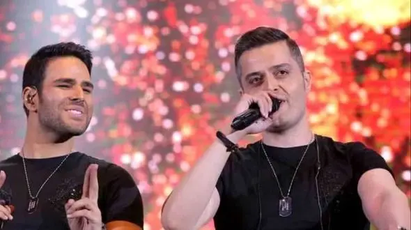 دانلود آهنگ نوستالژی / عالیجناب عشق از ایوان‌بند + متن آهنگ 