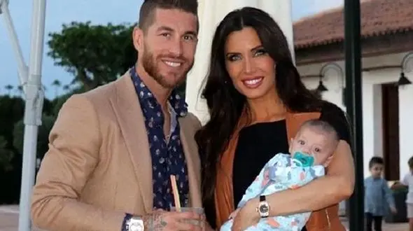 خواستگاری فوتبالیست معروف از خانم مجری / عکس 