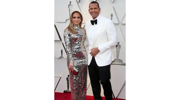 شب رومانتیک ورزشی هالیوودی معروف در کنار همسرش+ تصاویر