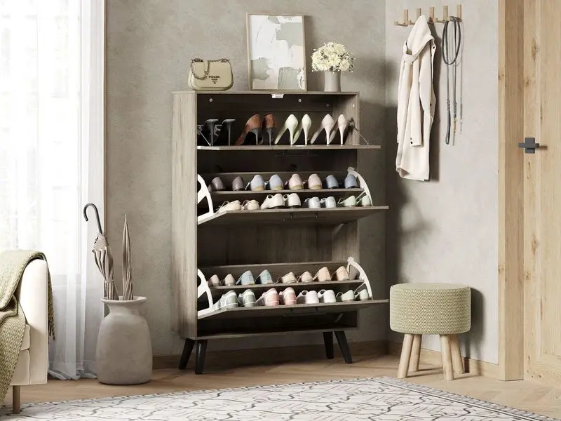 جاکفشی جادار