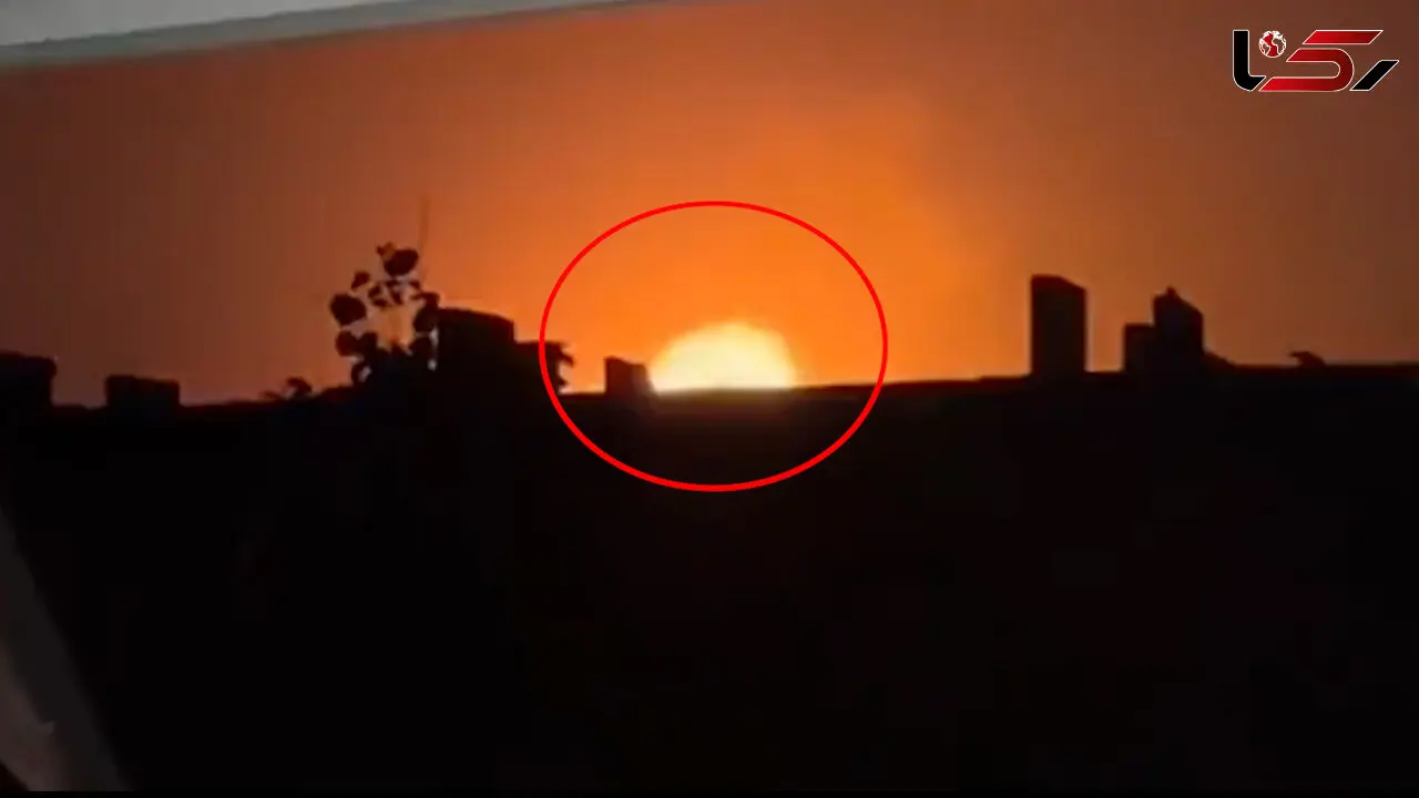 ببینید / انفجار هولناک نیروگاه حرارتی در خارکف / آسمان در تاریکی شب روشن شد + فیلم !!!