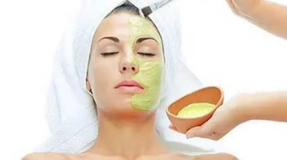پوستی شفاف با ماسک های خانگی ساده