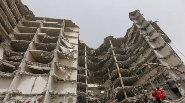 صفر تا صد فاجعه متروپل آبادان  بعد از 4 سال  / از عکس قربانیان فاجعه و سرنوشت تلخ آنها تا مرگ مالک متروپل و نبش قبر برادرش + محکومیت ها