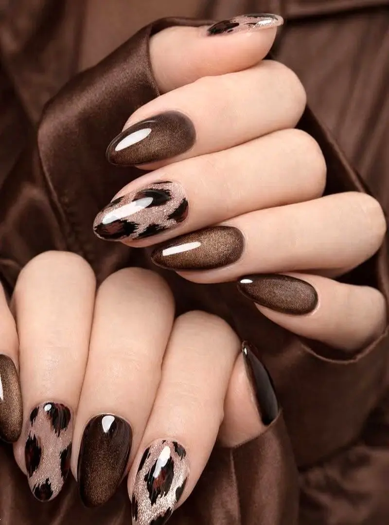 مدل ناخن آیس | جذاب ترین مدل ناخن آیس از آبنباتی تا سرامیکی برای نوروز ۱۴۰۵ روی ناخن های کوتاه و بلند دخترانه و عروسانه که خیلی باکلاس و خاصه!