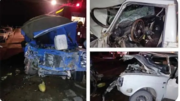 مرگ راننده پیکان در تصادف شاخ به ساخ با نیسان آبی در جاده کلاته منار + عکس