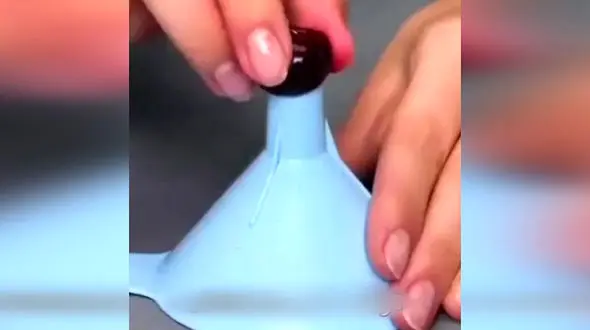 هسته آلبالو و گیلاس را به راحتی جدا کنید + فیلم 