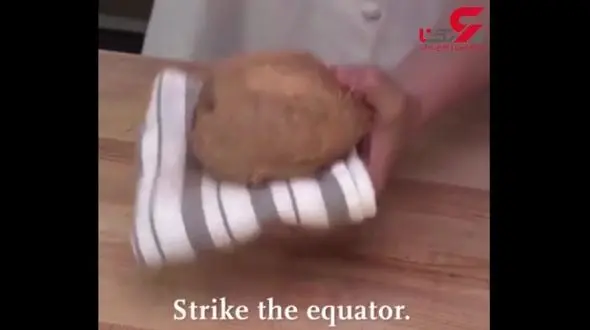 شکستن پوست نارگیل به ساده ترین روش+ فیلم 