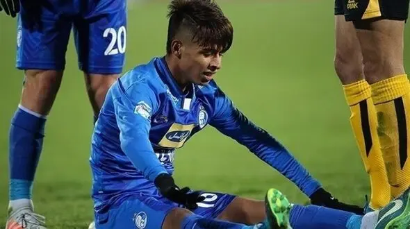 قائدی: پوشیدن پیراهن شماره ۱۰ استقلال جرأت می‌خواهد
