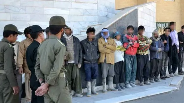 بازداشت 17 مرد خارجی در بهبهان + جزییات