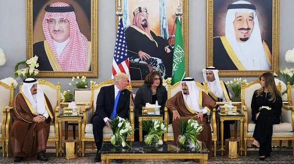 ترامپ به سفر تجاری‌اش به عربستان اعتراف کرد