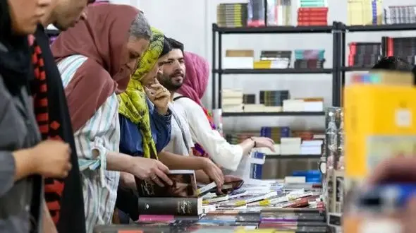 تقارن نمایشگاه‌ های کتاب تهران و دوحه؛ آزمونی تازه برای تعامل نشر منطقه