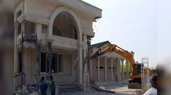 تخریب یک ویلای غیر مجاز دیگر اینبار در رشت+عکس