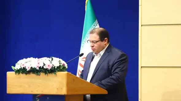 گلزاری: نمی‌توان با مردم به زبان دستوری سخن گفت/ در جلسات بسته نمی‌توان افکارعمومی را قانع کرد